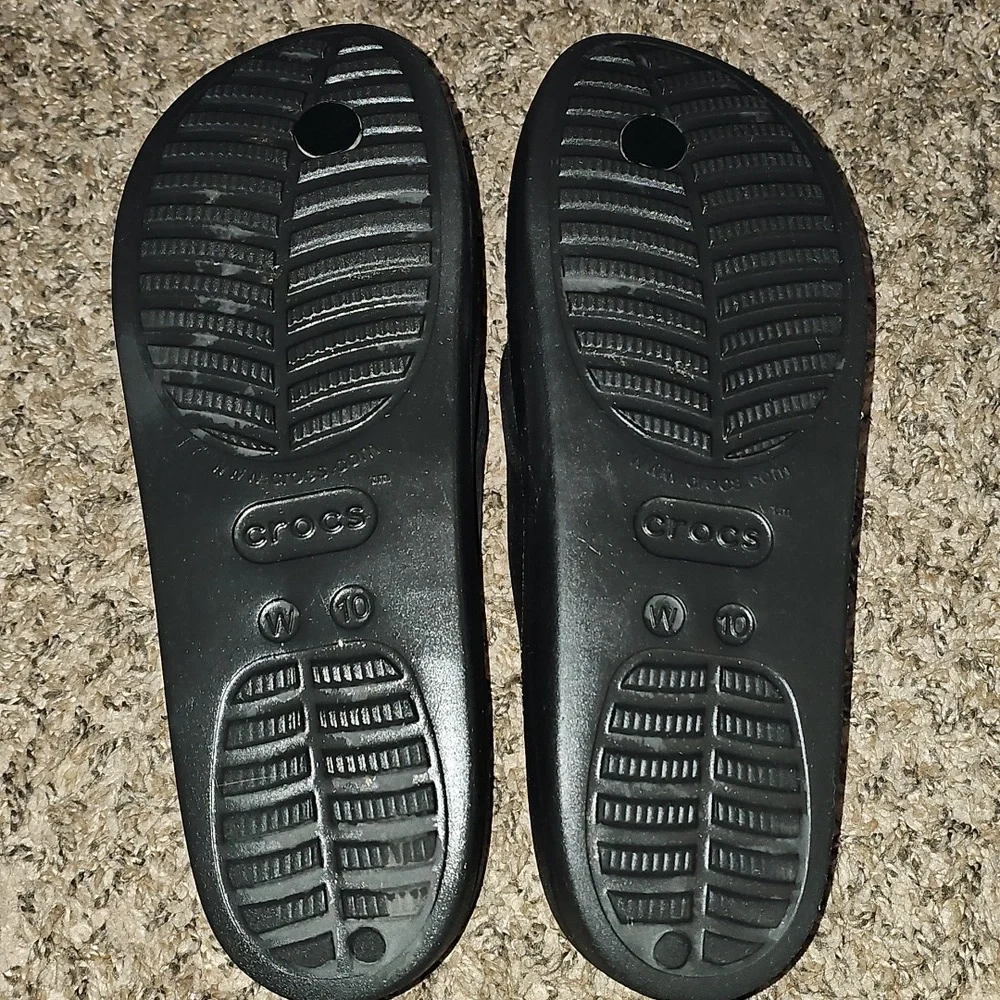 CROCS Black Platform Sandals Sz 10, Like New Condition!!